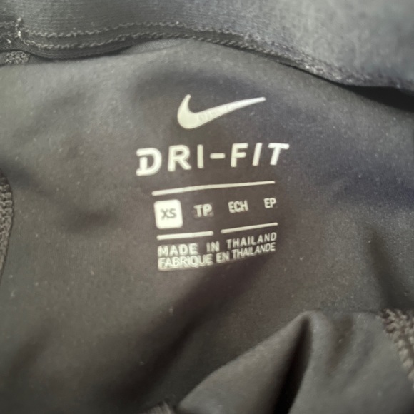 Dri-Fit Nike 2 in 1 short (black) - Picture 2 of 4